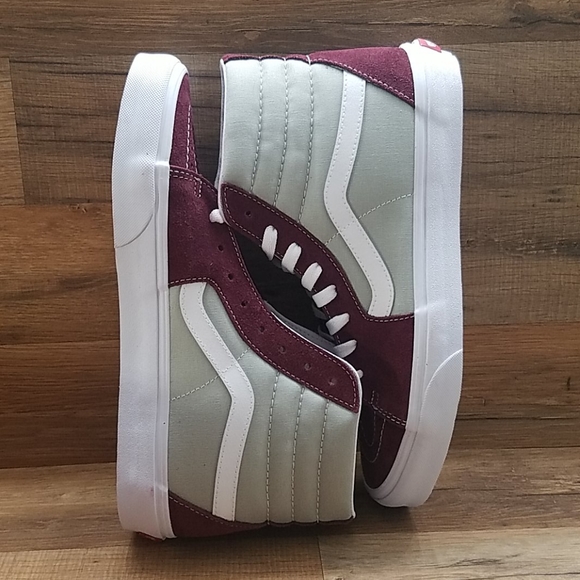 Van's Sk8-hi BRAND New - Picture 7 of 13